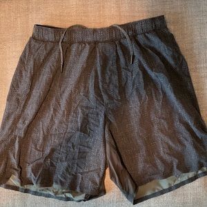 Lululemon Men’s Surge Lined Short 6"